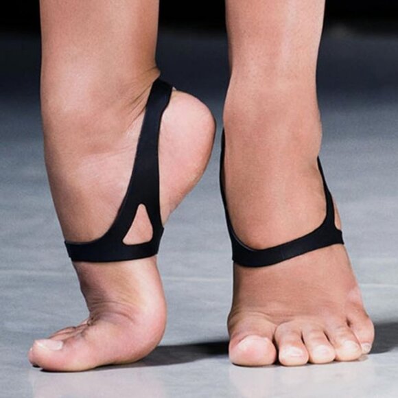 NWT Capezio Arch - Black - Picture 1 of 3